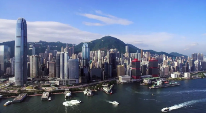 香港定居后，内地户口和身份证该如何处理呢？