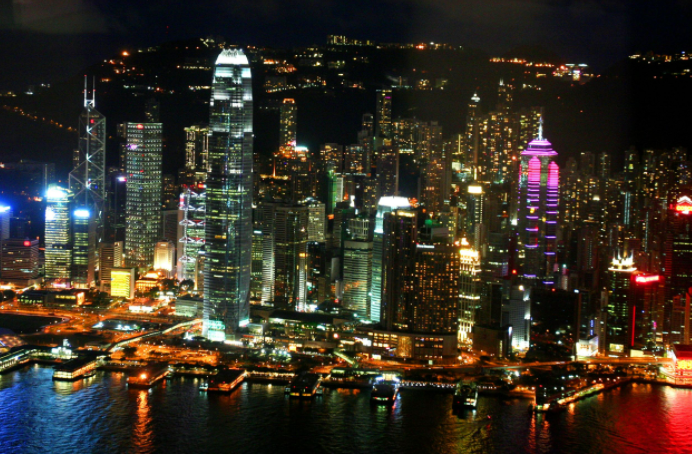 内地去香港自由行如何办理旅游签证呢？