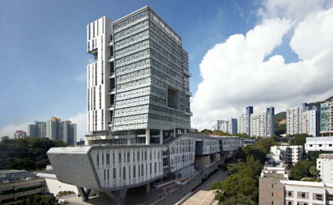 香港城市大学相当于内地的什么大学等级呢？
