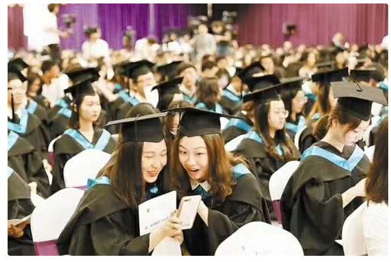 香港城市大学研究生申请难度大吗？